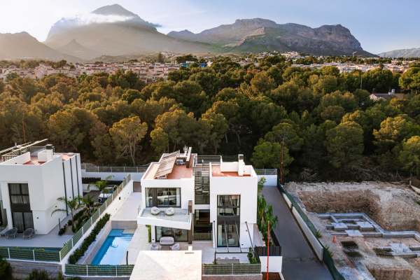 Villa - Image 5