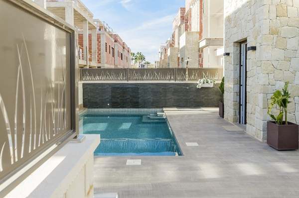 Villa - Image 4