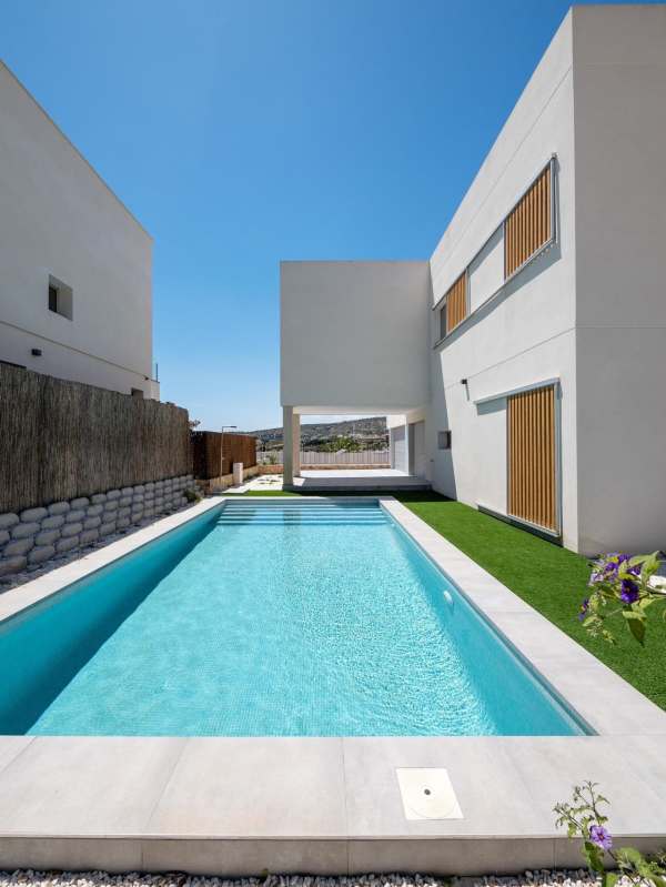 Villa - Image 5