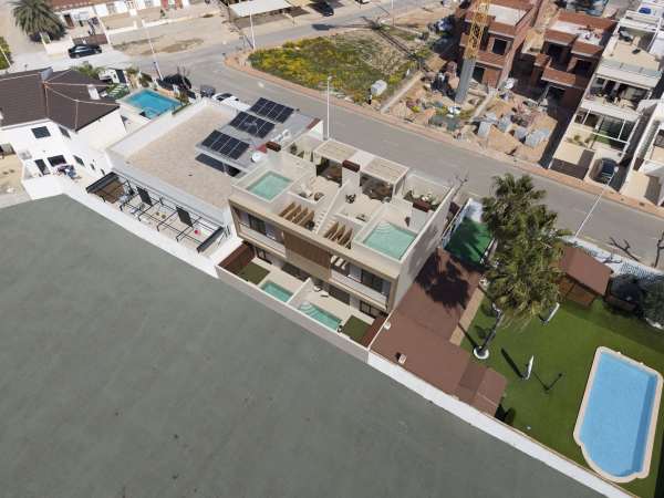 House - Image 2