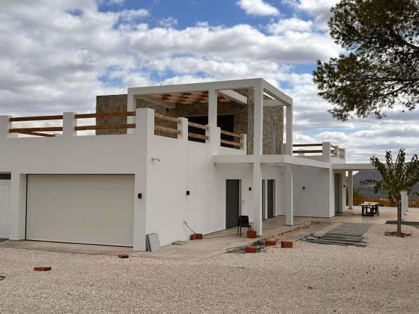 Villa - Image 4