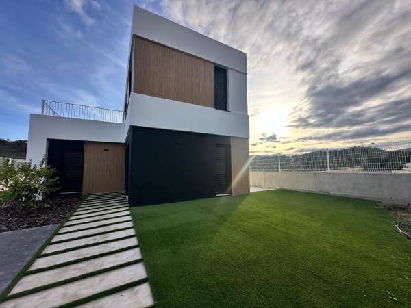 Villa - Image 5