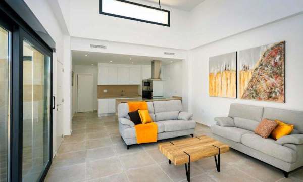 House - Image 5