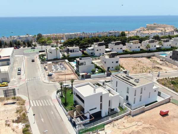 Villa - Image 3