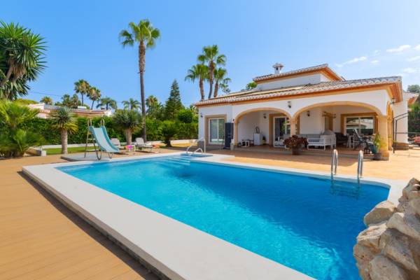 Villa - Image 1