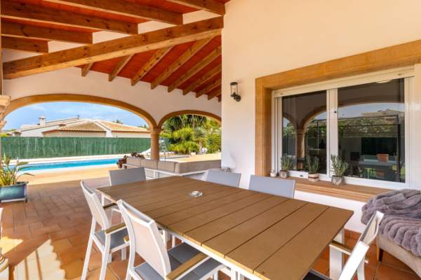 Villa - Image 4
