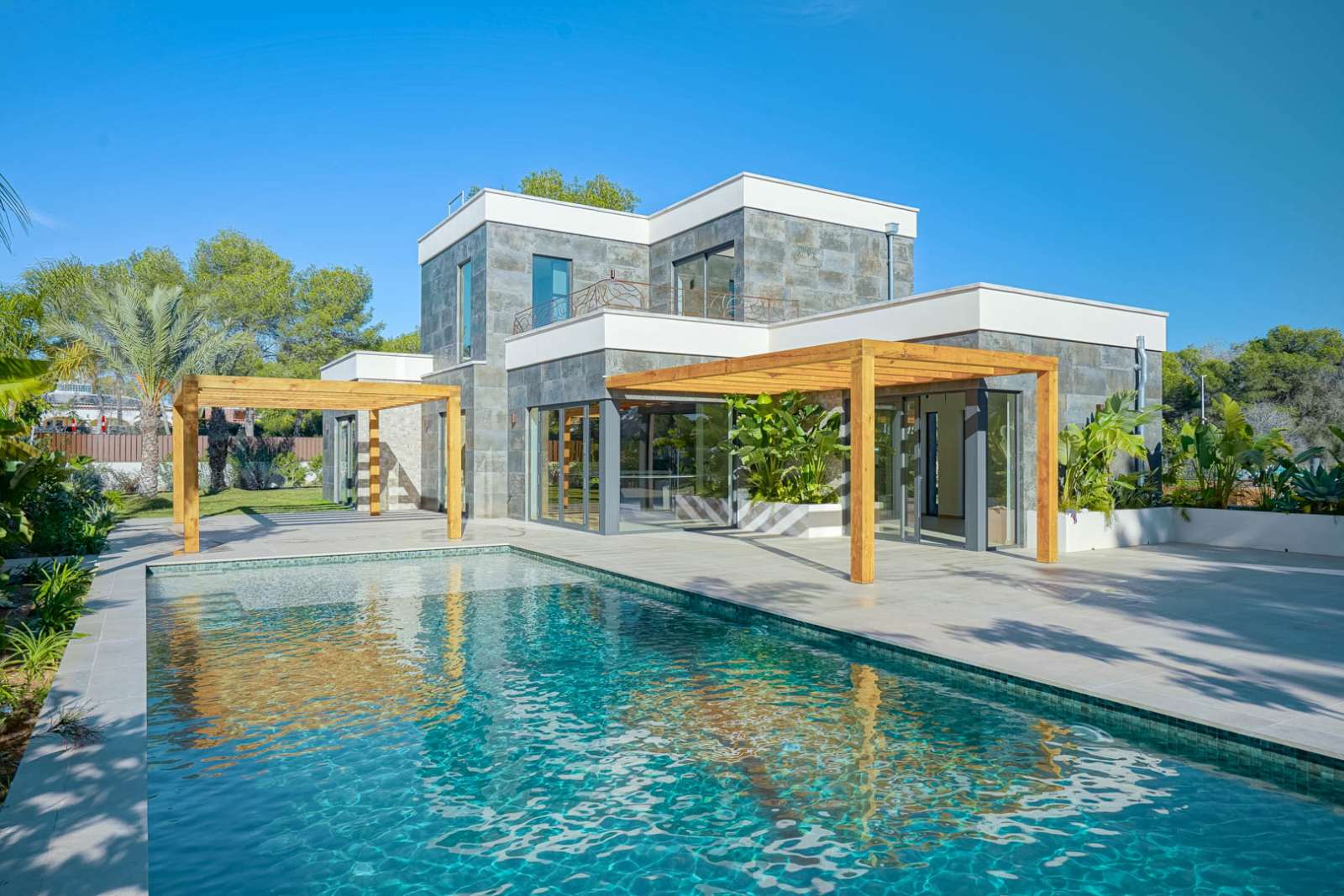 Eksklusiv villa med privat basseng, bilde 1