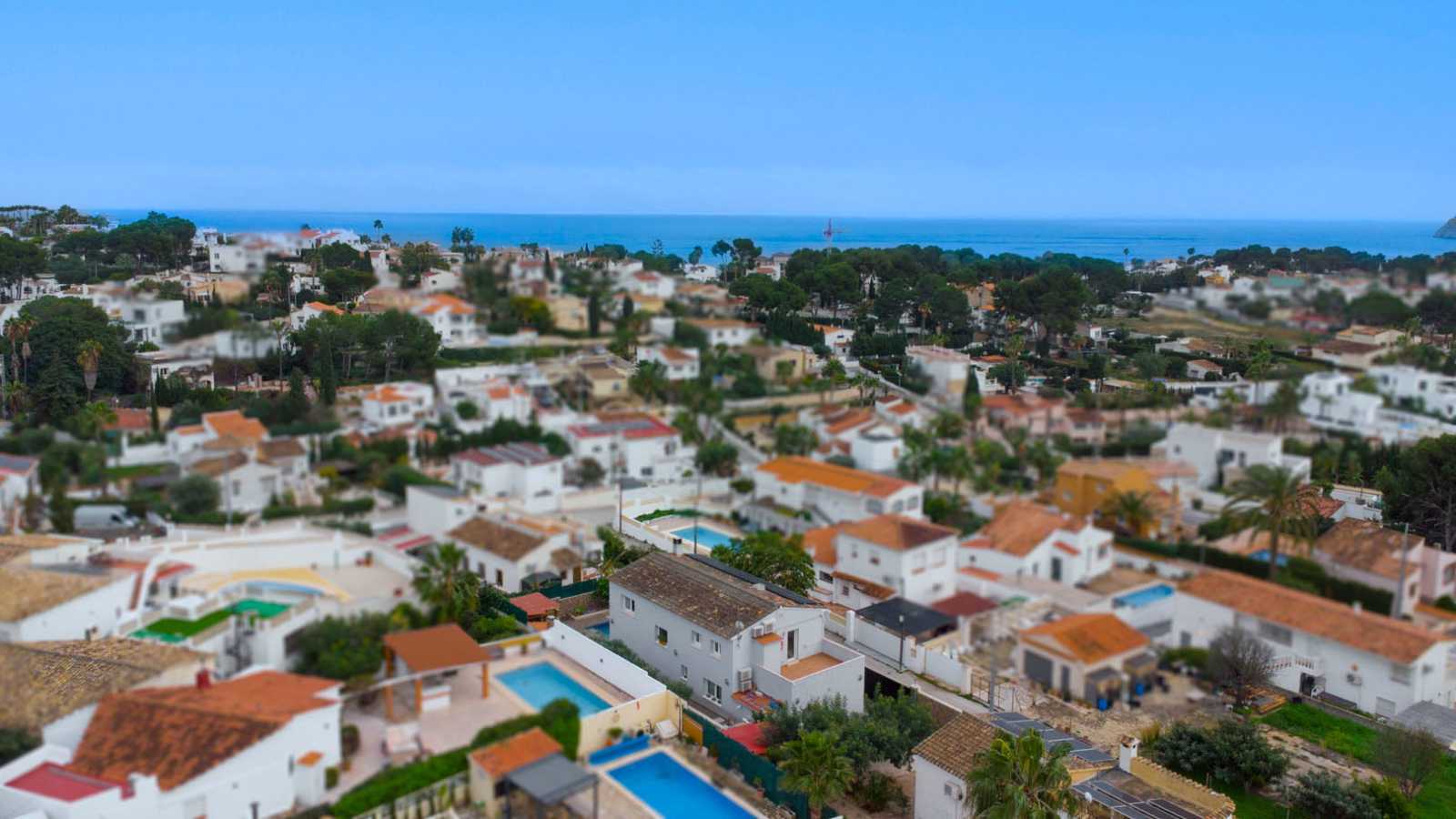 Kjempeflott villa 900 meter fra stranden – Privat basseng og 4 soverom, bilde 1