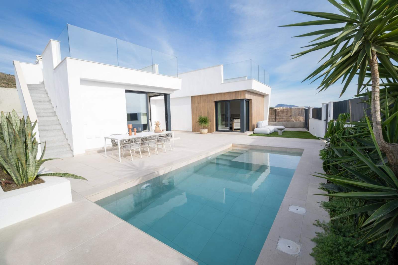 Fantastisk villa med takterrasse i Altaona Golf Resort – Privat basseng og fjellutsikt, bilde 1