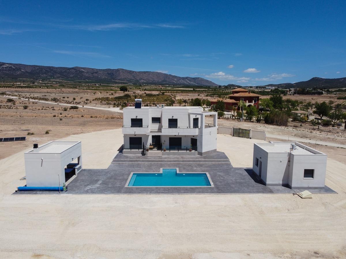 Fantastisk nybygget villa – Privat basseng og 4 soverom, bilde 1