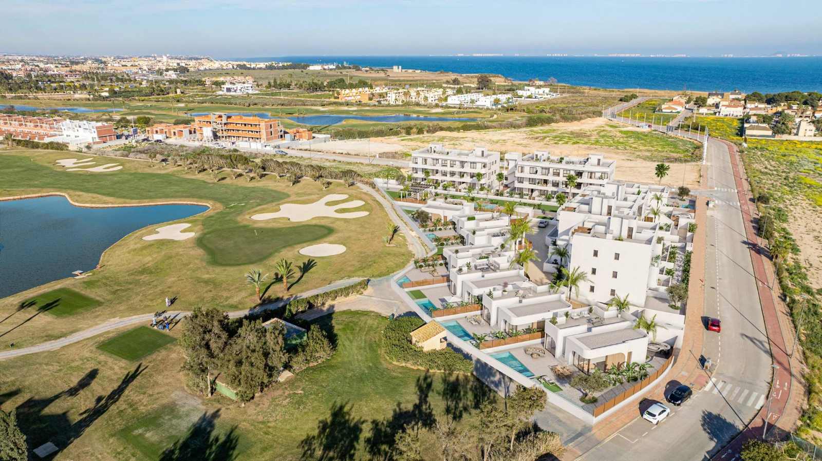 Kjempeflott villa med takterrasse – Gangavstand til strand og privat basseng, bilde 1