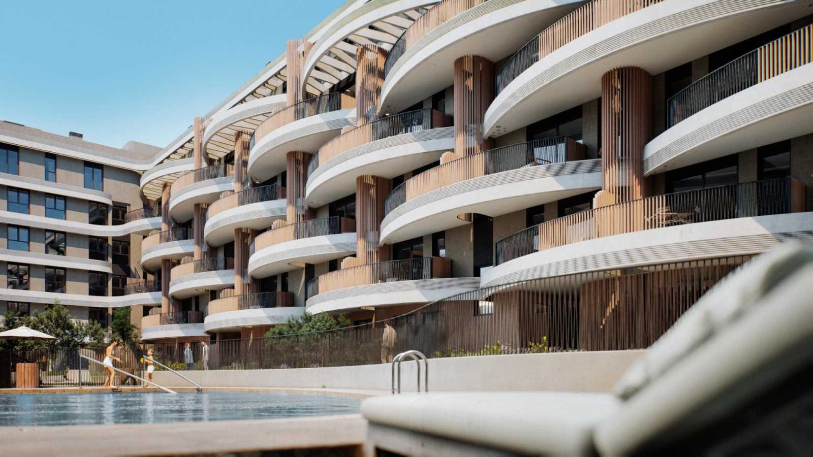Ny leilighet med takterrasse og fellesbasseng, bilde 1