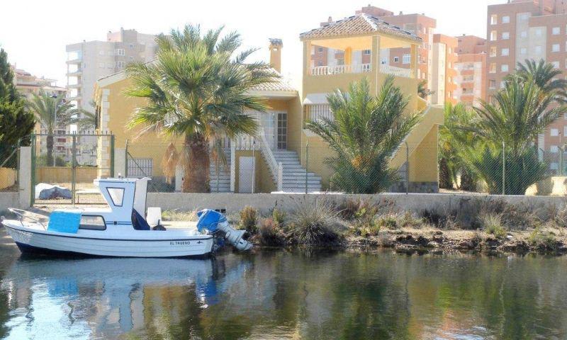 Villa – Gangavstand til strand, takterrasse, førstelinje, havutsikt og privat basseng, bilde 1