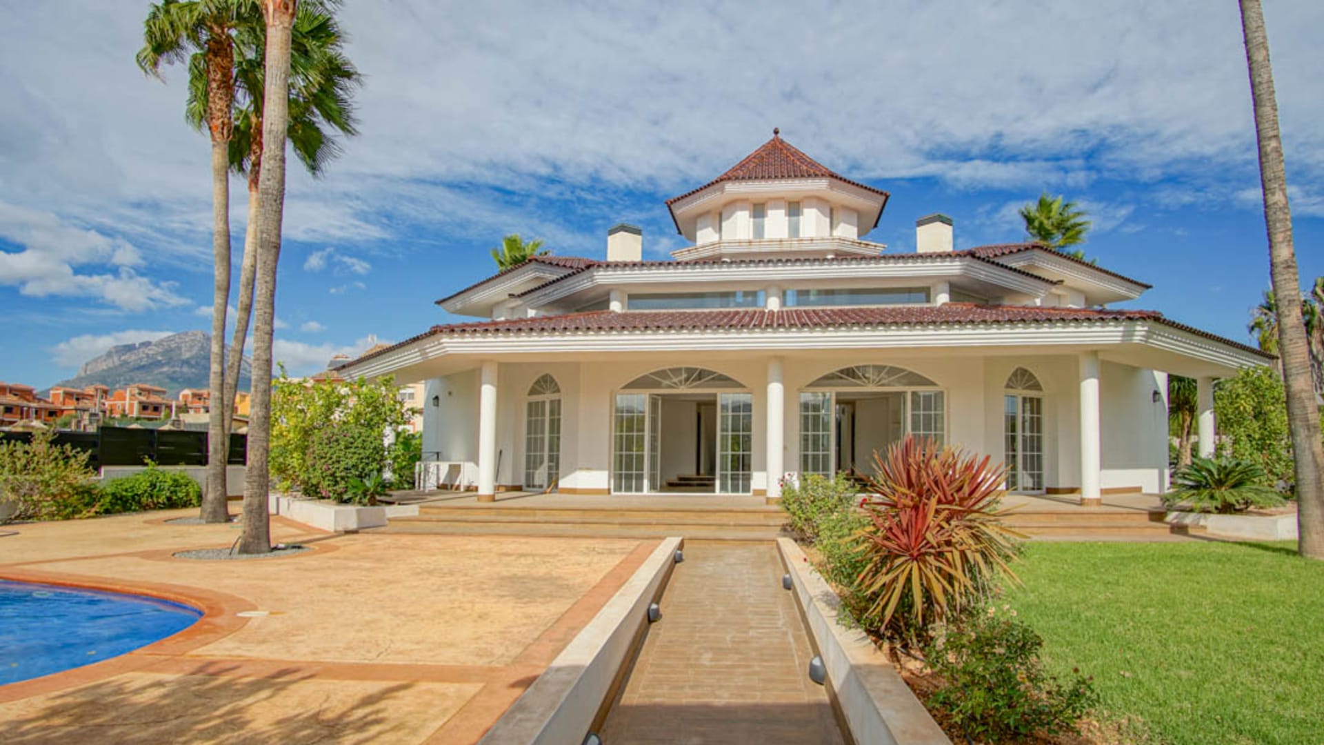 7030ALF New Architectural Colonial Villa for sale in Alfaz del Pi Alicante