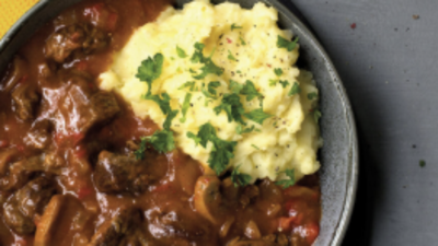 Biff stroganoff med potetmos