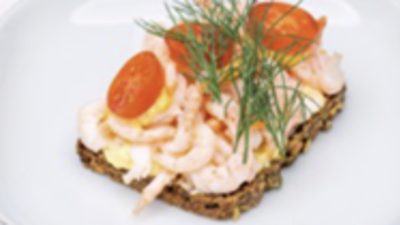 Flerkornstrekant med roastbiff halve