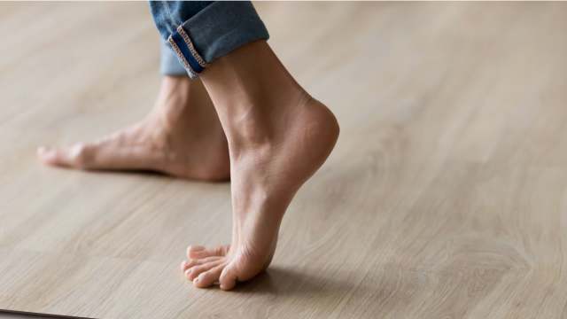 Illustrasjon Varmekabler installert under gulv