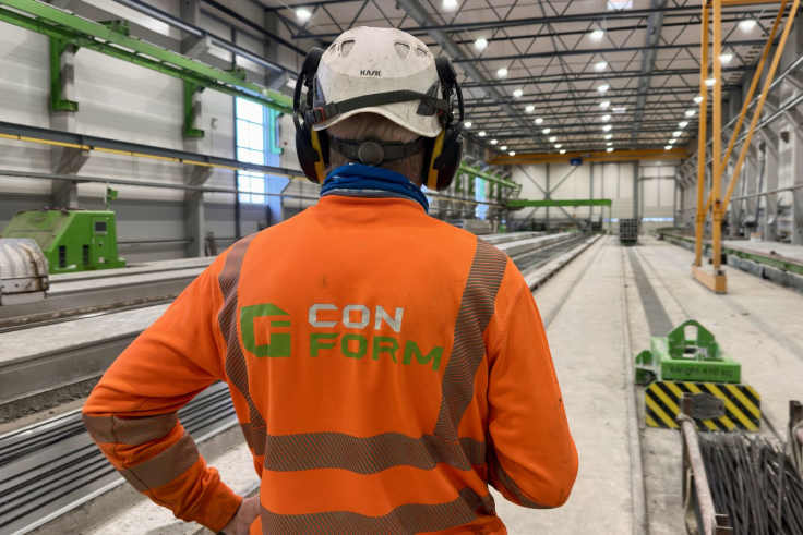 Elementproduksjon – bilde fra galleriet