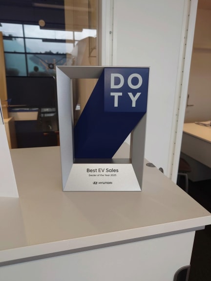 Hyundai Dealer of the Year pokal