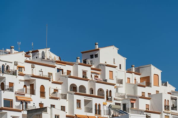 Casas blancas típicas en Moraira