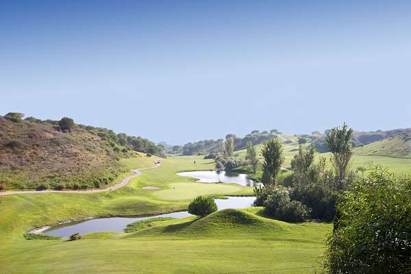 En golfbane på Spanias Costa del Golf
