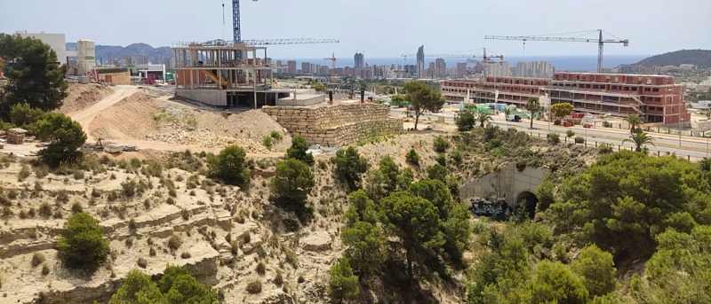 Building activity in Finestrat looking over Benidorm and the coast