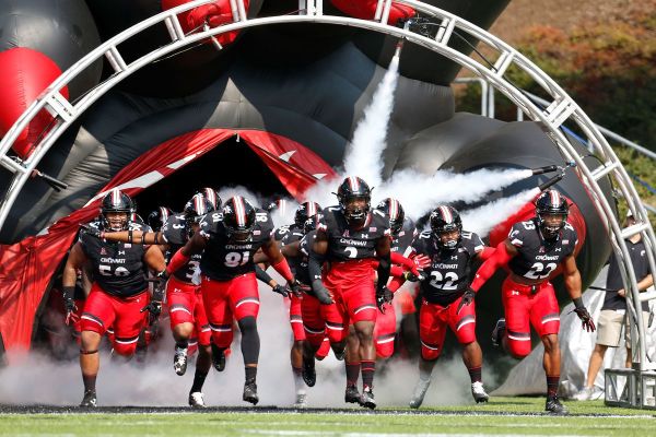 Auction Page Cincinnati Bearcats Football Homecoming Game