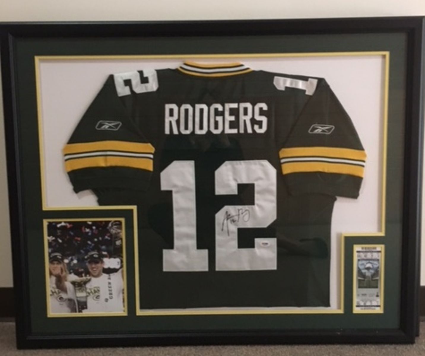 aaron rodgers autographed jersey authentic