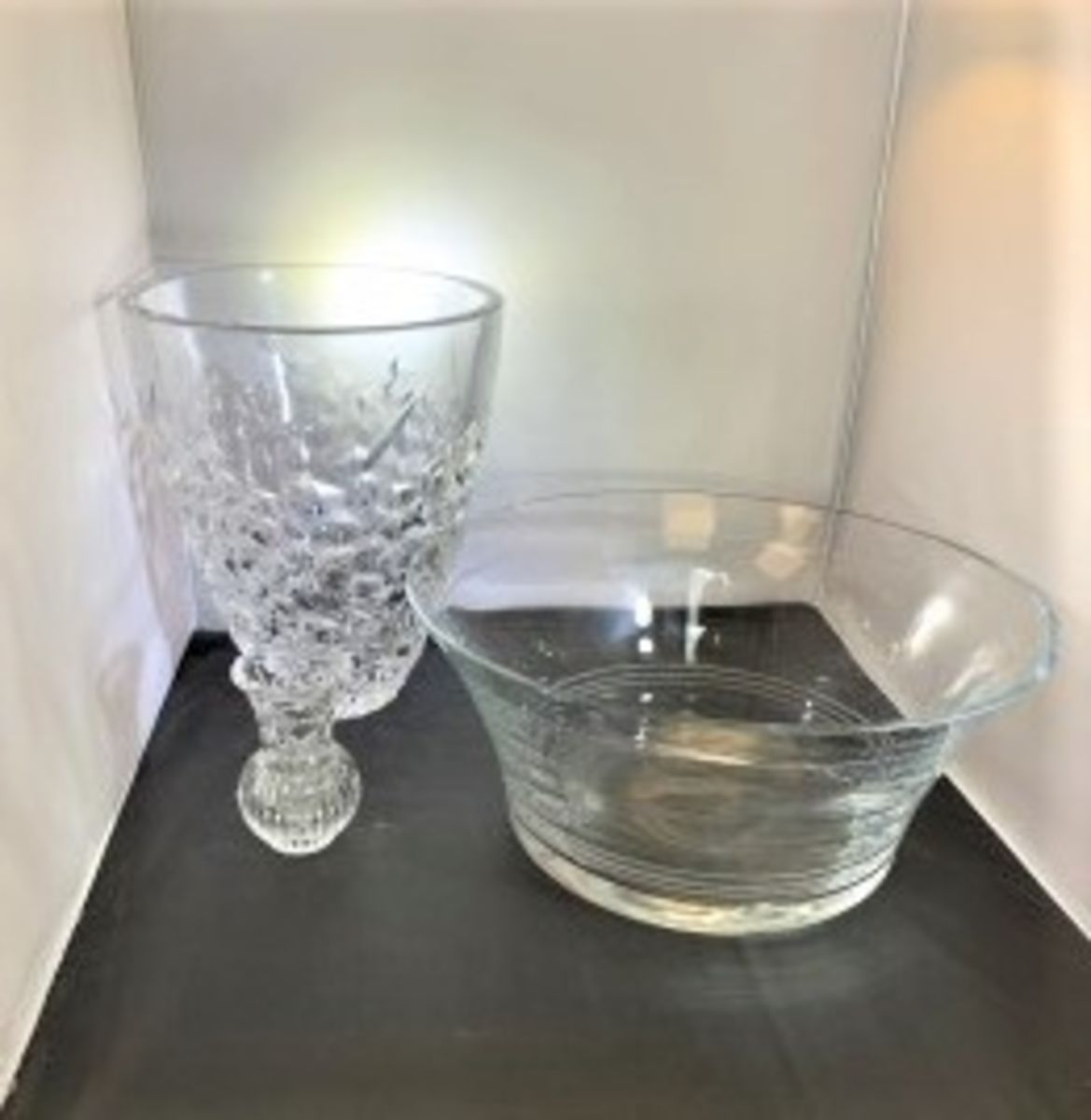 Auction Page Decorative Glass Set