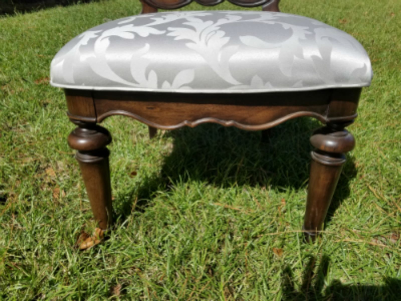 Auction Page Set Of 6 Thomasville Furniture Almandares Dining