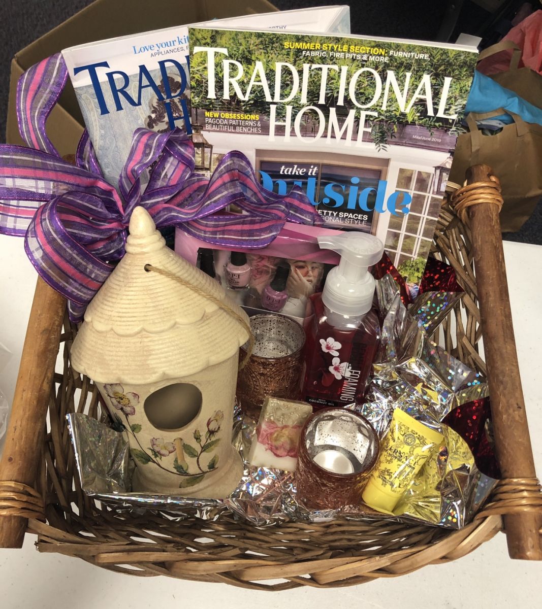 Auction Page Mom S Day Basket With Bird House