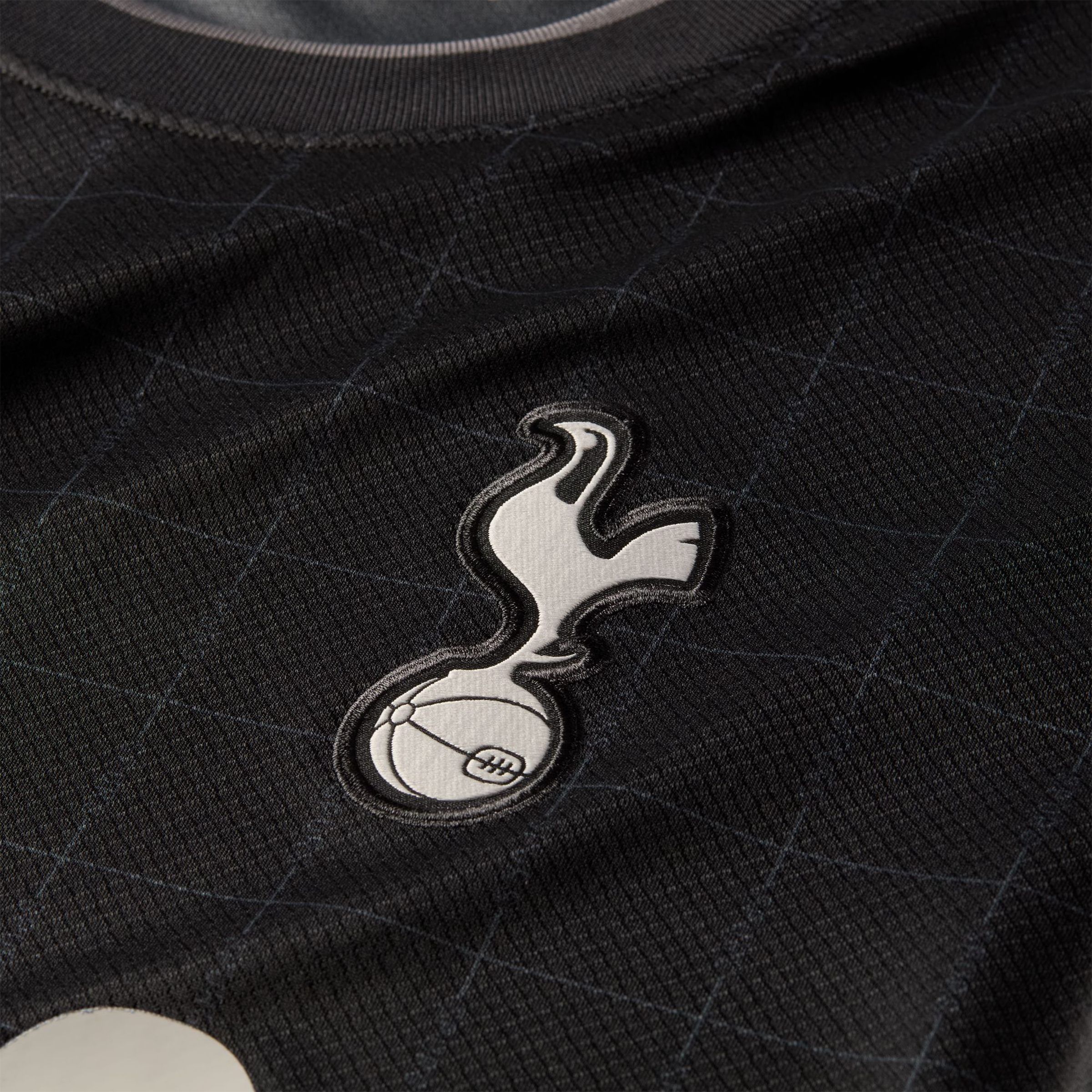 Nike Tottenham Hotspur 2025/26 Stadium Away Replica Shirt Black