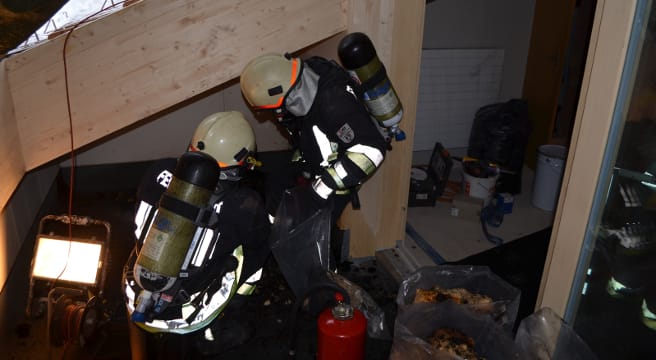 Mottbrand in Tamins erfordert Feuerwehreinsatz 