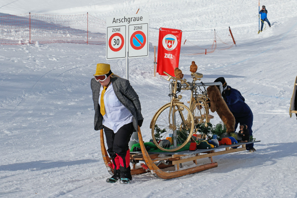 Die Braunwalder Hornschlitten sind los