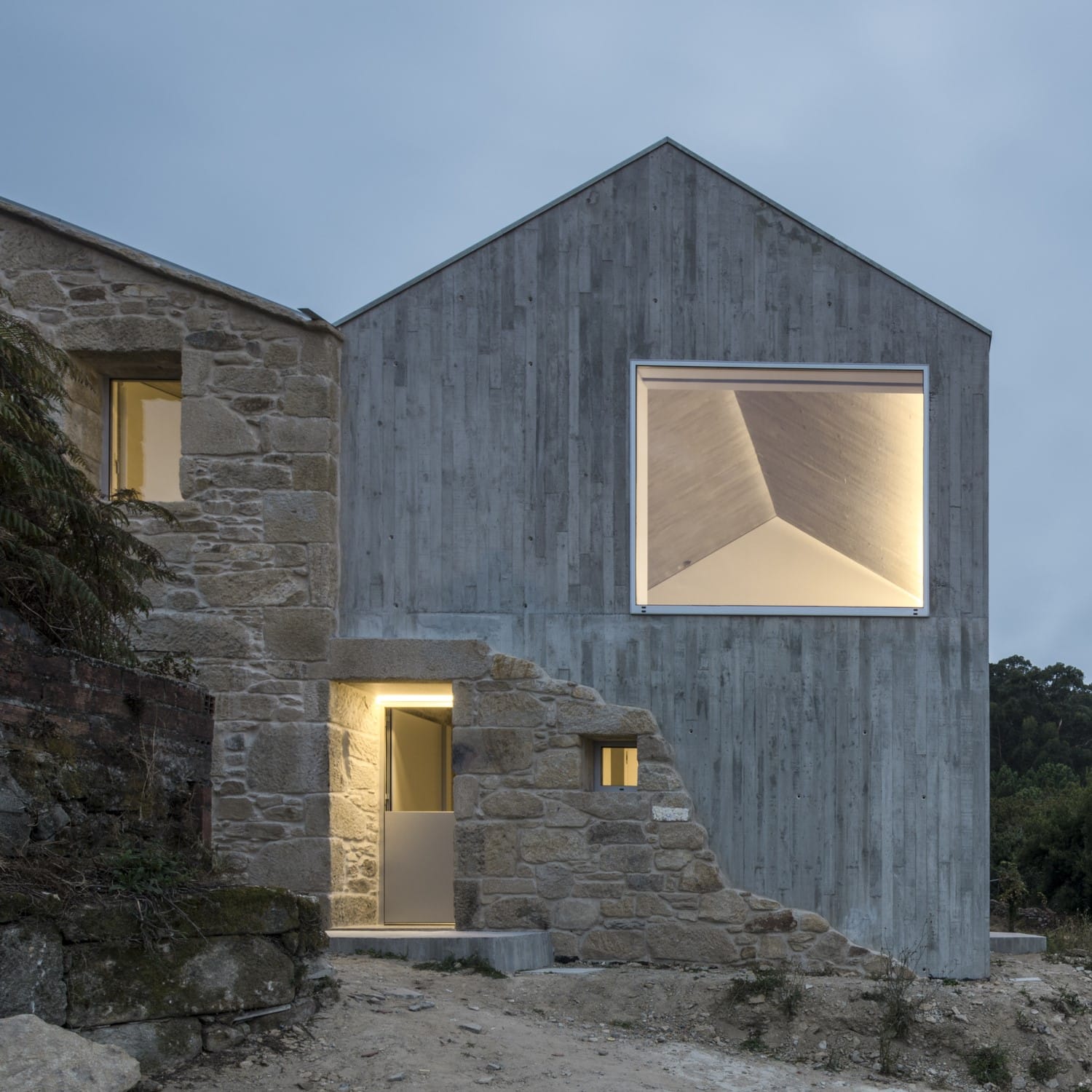 Rehabilitation of a Single-Family Home in Miraflores / fuertespenedo arquitectos