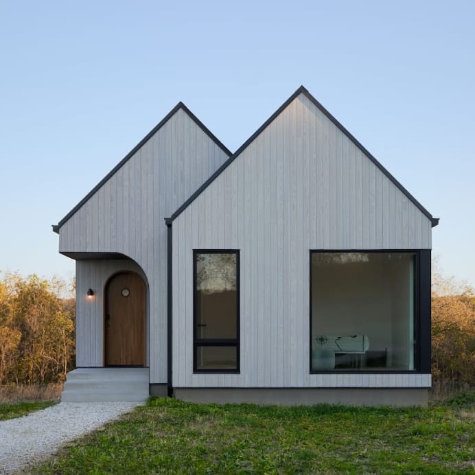 Driftless Bluff Cabin