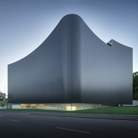 MoAE  Huamao Museum of Art Education / Alvaro Siza + Carlos Castanheira