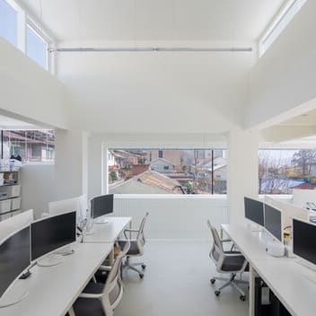 Basics Office Building / Liso Architects