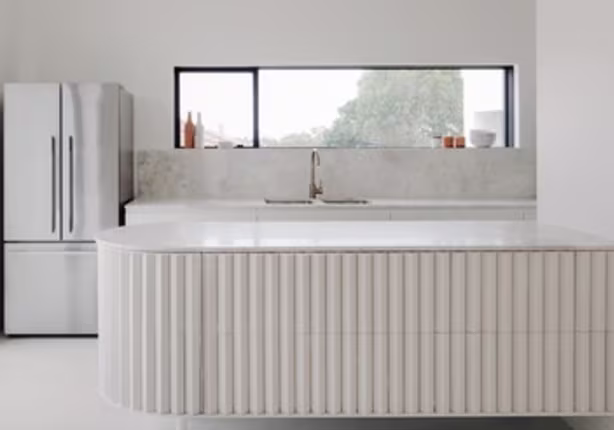 House B / Whispering Smith