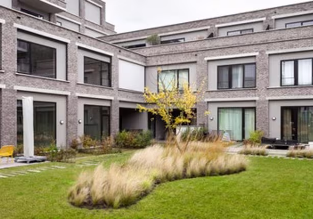 Kadox Housing Complex / HUB
