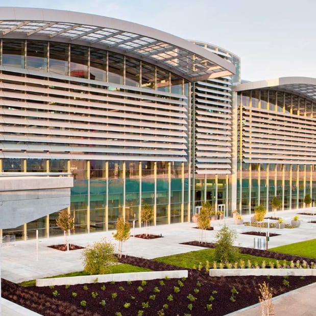 Sunshades & Aluminum Panel