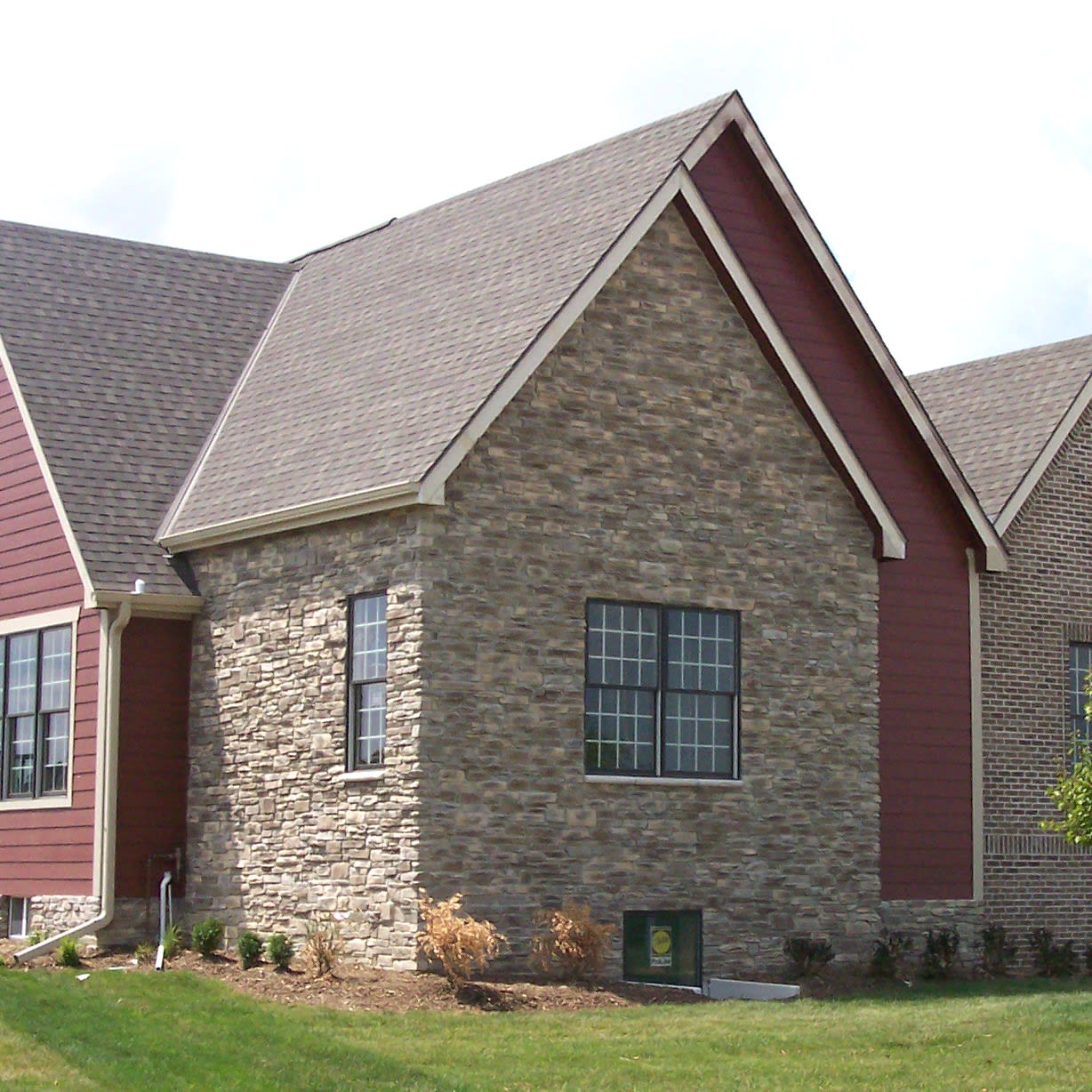 Mountain Ledgestone