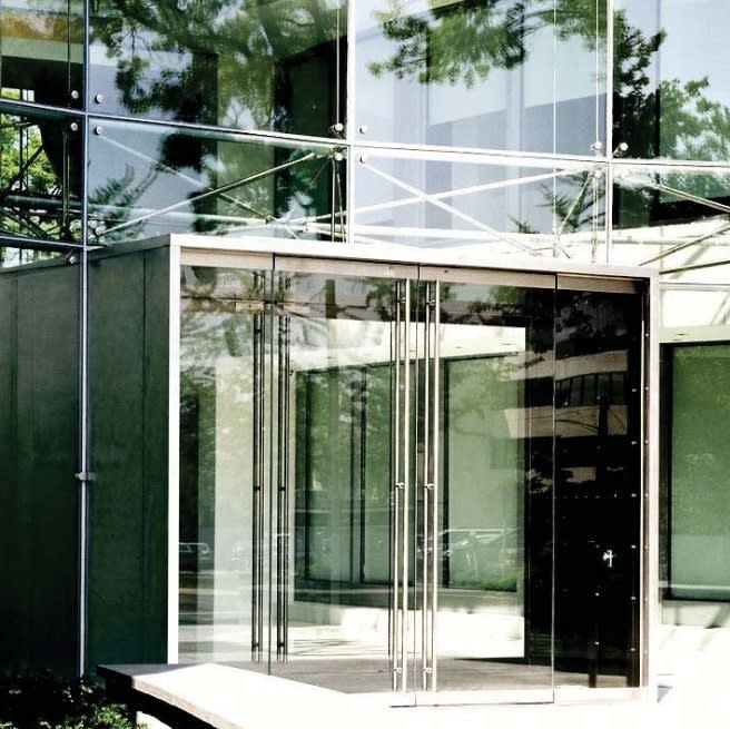 Dry Glazed Door