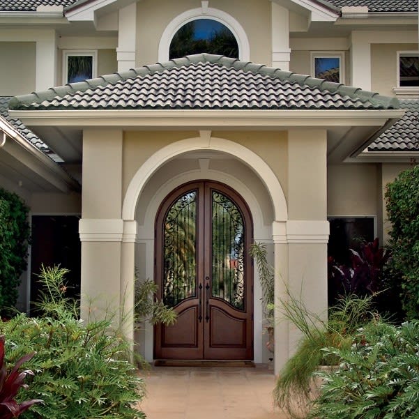 Swinging Entrance Door 
