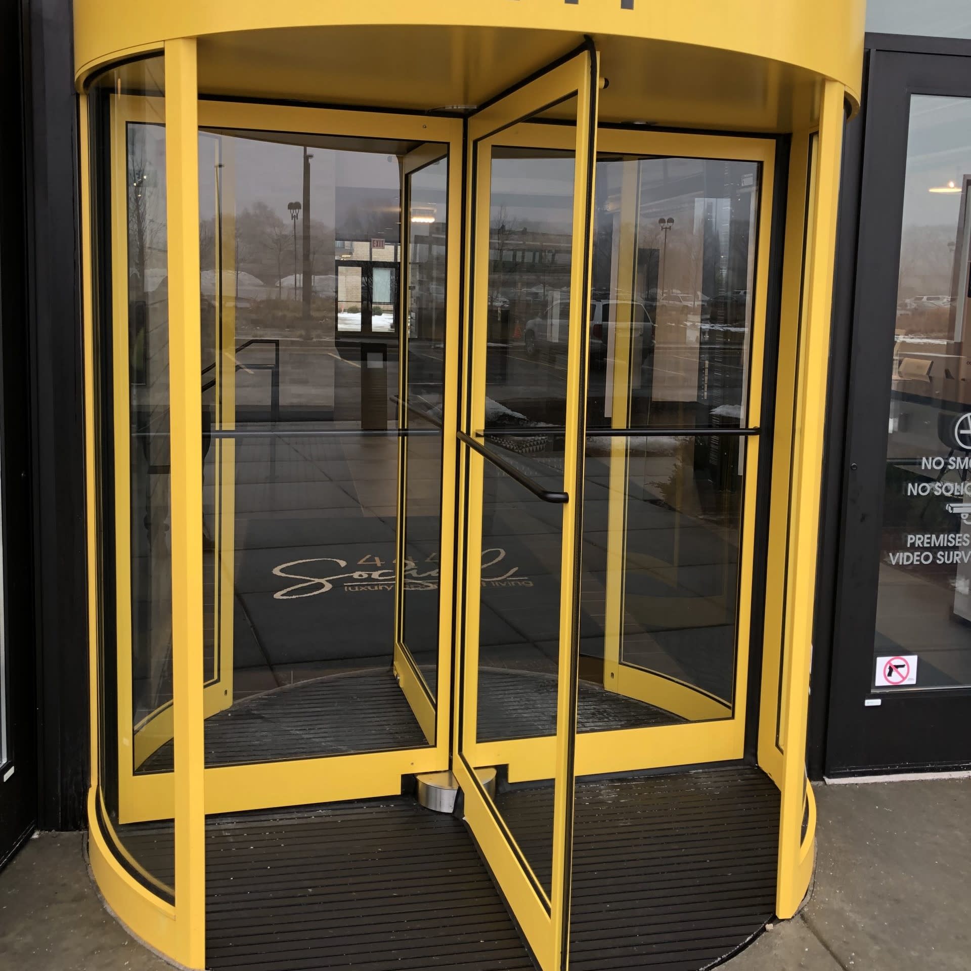 Revolving Door - Manual