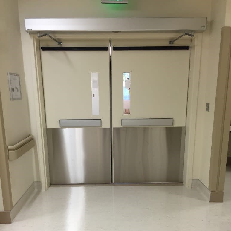 Traffic Door