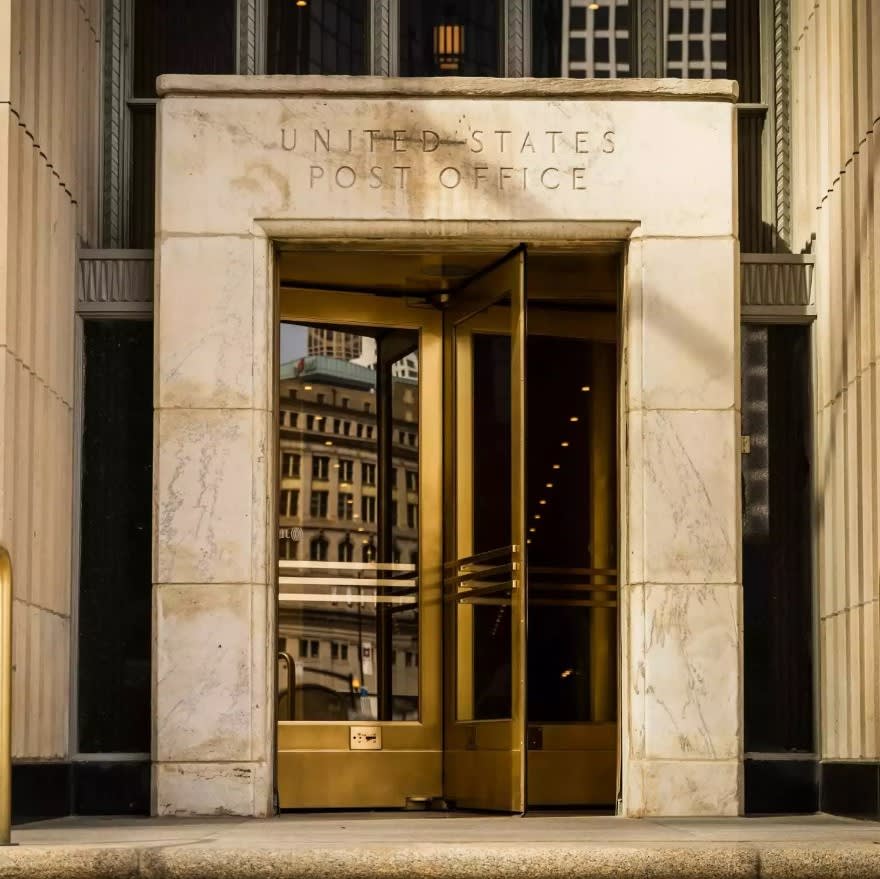 Revolving door