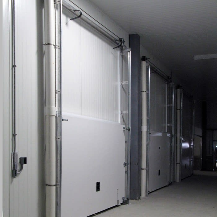  Vertical Lift Door