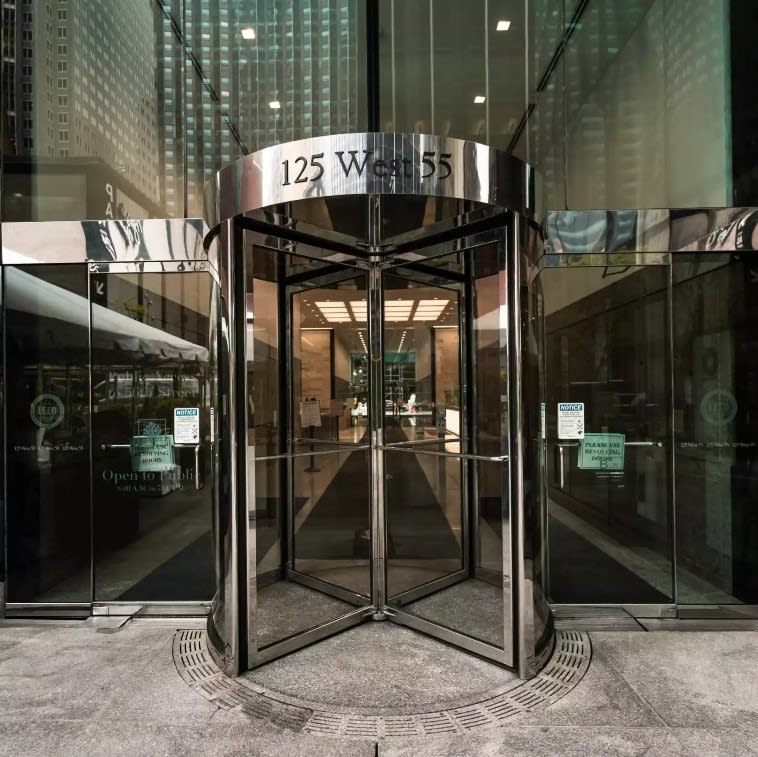 Revolving door