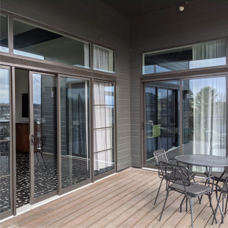 Sliding Door